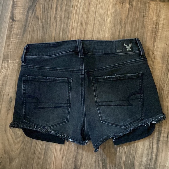 black american eagle outfitters shorts. high-rise shortie, 360 super stretch - Picture 2 of 2